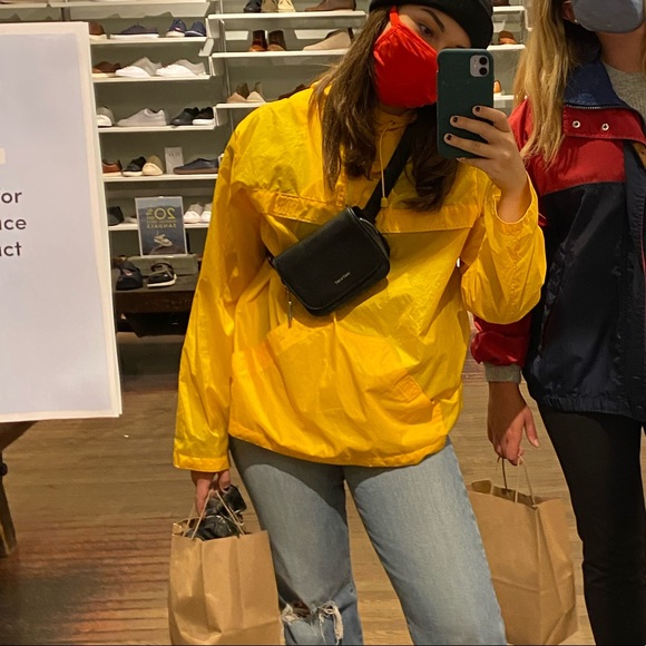 Fun rain coat! - Picture 6 of 6